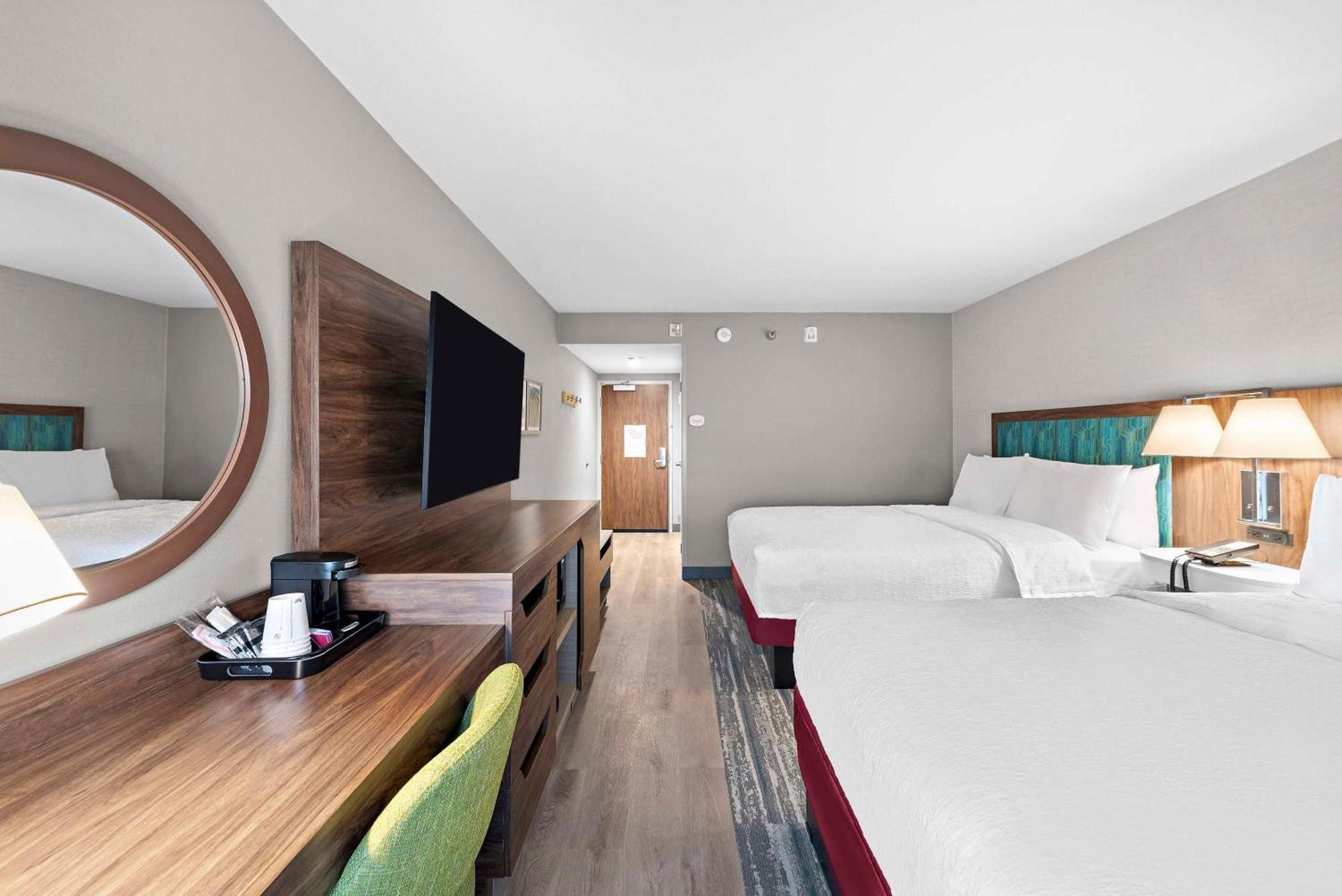 Hampton Inn Los Angeles Airport Lennox Экстерьер фото