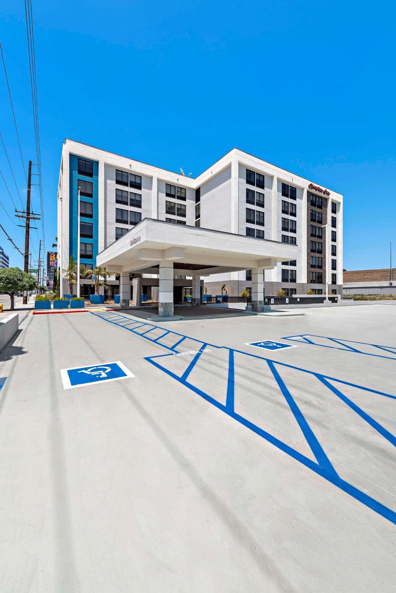 Hampton Inn Los Angeles Airport Lennox Экстерьер фото