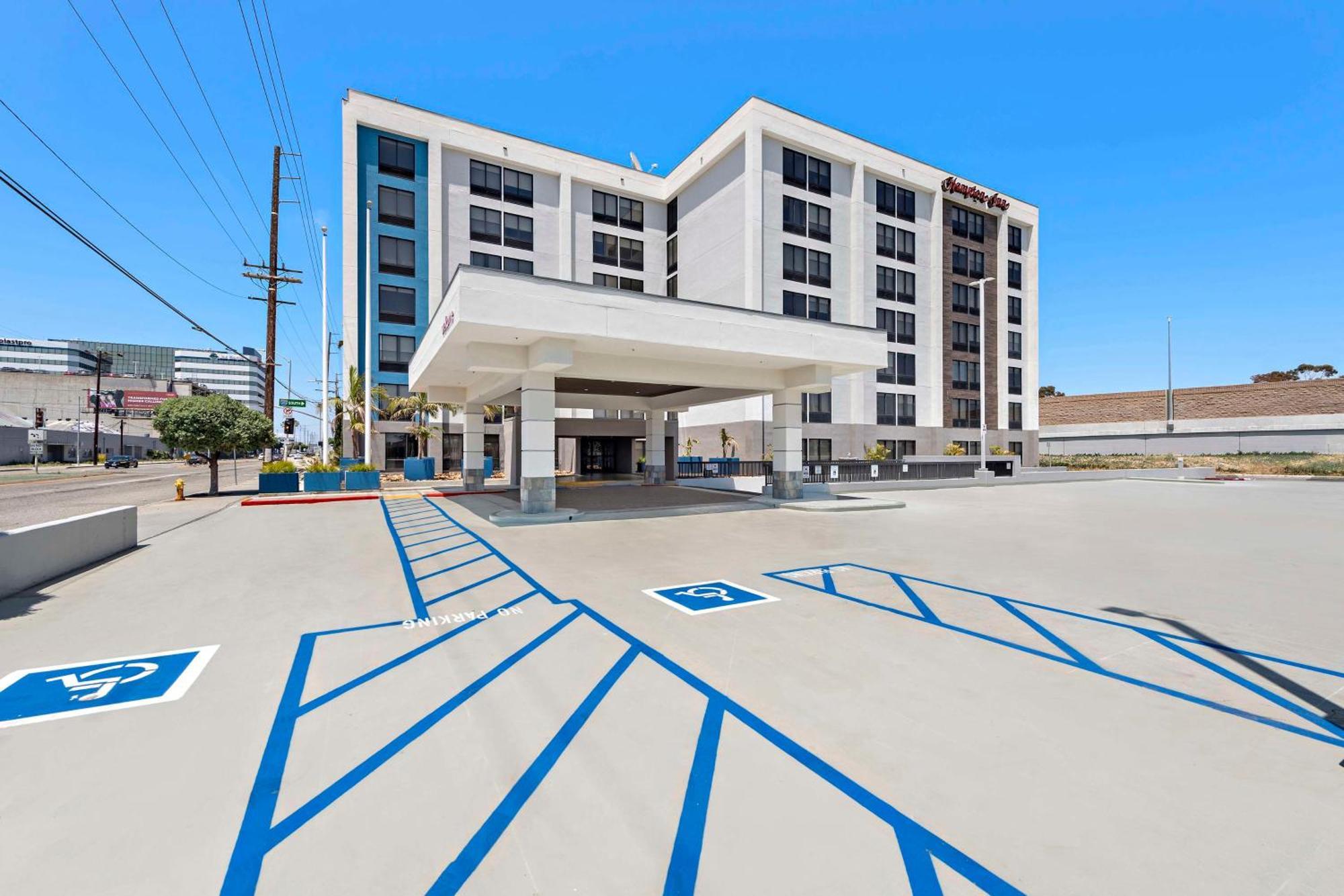 Hampton Inn Los Angeles Airport Lennox Экстерьер фото
